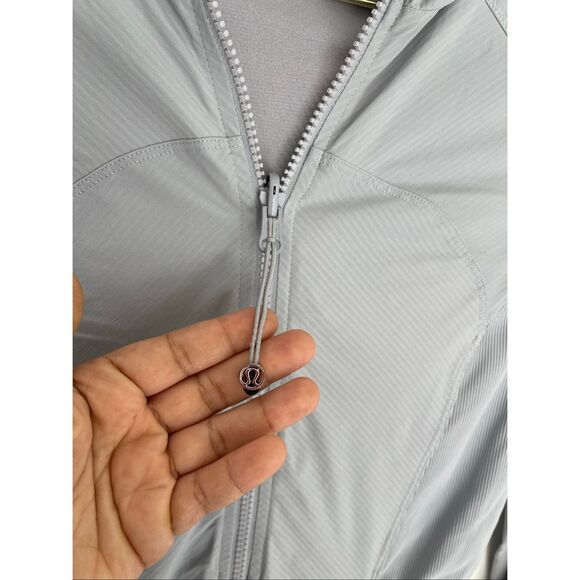 Lululemon In Flux Reversible Jacket In Silver Fox Size 6 - Picture 3 of 8